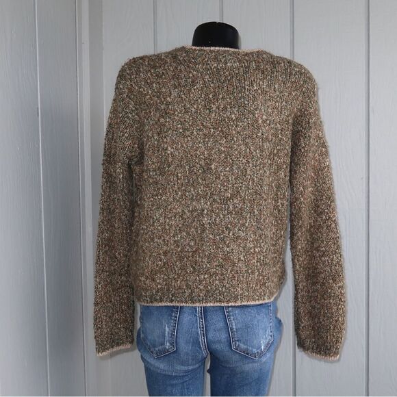 Sarah Bentley Women’s Sweater - Picture 3 of 7